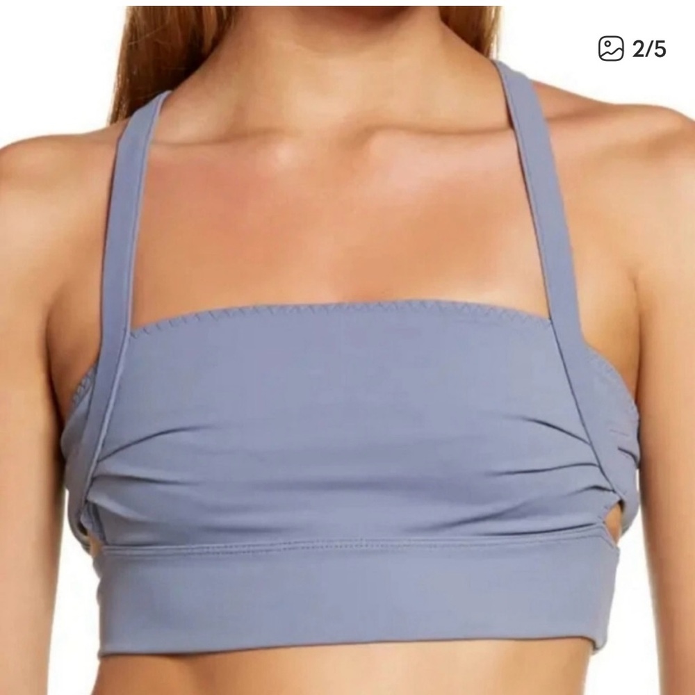 FREE PEOPLE Movement Solid Wave Rider sports bra size medium